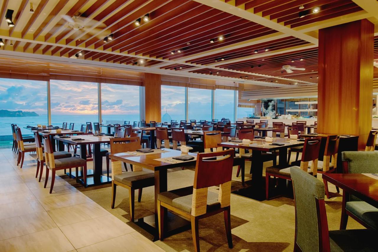Lotte Hotel Guam Tumon Exterior foto